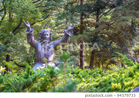 Izumo Taisha Okuninushi Okami (Izumo City, Shimane Prefecture) Izumo Taisha Okuninushi Okami (Izumo City, Shimane Prefecture) 94379733