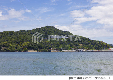 夏季的瀨戶內海，廣島縣福山市浦崎町附近的風景 94380294