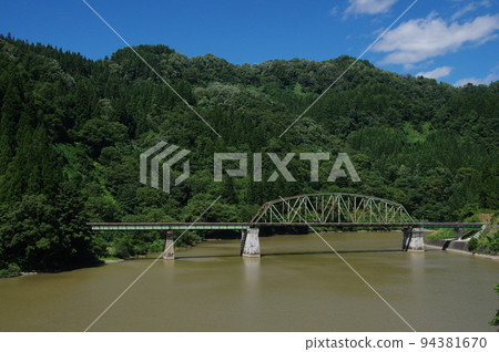 Tadami Line No. 5 Tadami River Bridge 2 94381670