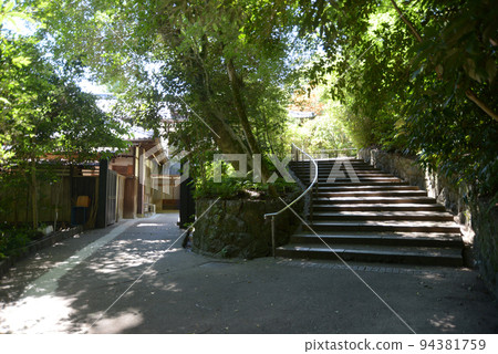 Iwashimizu Hachimangu Shrine, Yawata City, Kyoto Prefecture Iwashimizu Hachimangu Shrine, Yawata City, Kyoto Prefecture 94381759