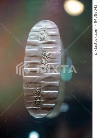 島根縣立出雲古代歷史博物館 森家贈送給皇室的銀器 大鳥野長銀復製品（島根縣出雲市） 94388042