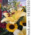 Flowers 94392560