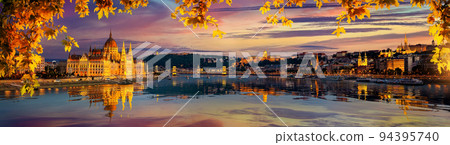 Autumn in Budapest 94395740