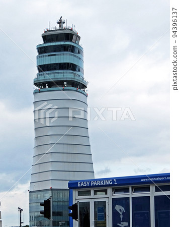 維也納機場控制塔（維也納/奧地利） 94396137