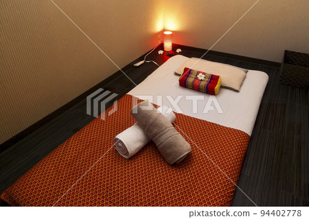 Treatment room of a relaxation massage shop Treatment room of a relaxation massage shop 94402778