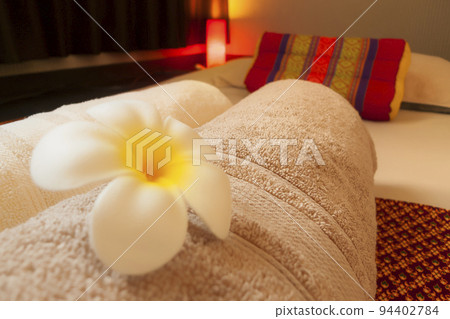 Treatment room of a relaxation massage shop Treatment room of a relaxation massage shop 94402784