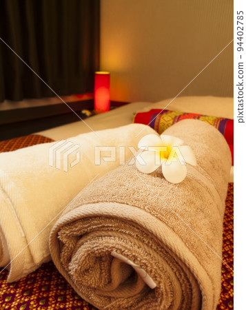 Treatment room of a relaxation massage shop Treatment room of a relaxation massage shop 94402785