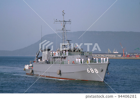 海上自衛隊掃雷艦進港 海上自衛隊掃雷艦進港 94406281