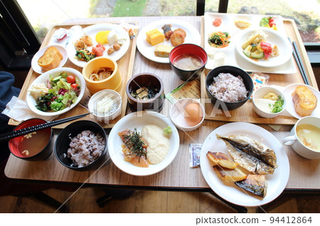 伊豆一佩湖豪華度假酒店 94412864