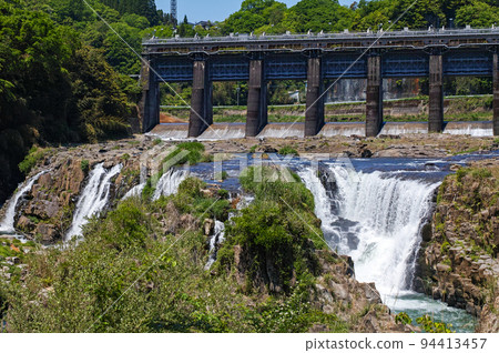 Oita Prefecture / Taketa Reservoir Weir and Uozumi Falls (Taketa Dam and Uozumi Dam) Oita Prefecture / Taketa Reservoir Weir and Uozumi Falls (Taketa Dam and Uozumi Dam) 94413457