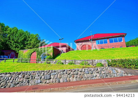 富良野葡萄酒工廠（北海道富良野市清水山） 94414213