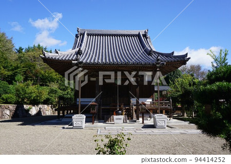 Shinzenkoji, Shingon sect in Tsuyama City, Okayama Prefecture: Main hall Shinzenkoji, Shingon sect in Tsuyama City, Okayama Prefecture: Main hall 94414252