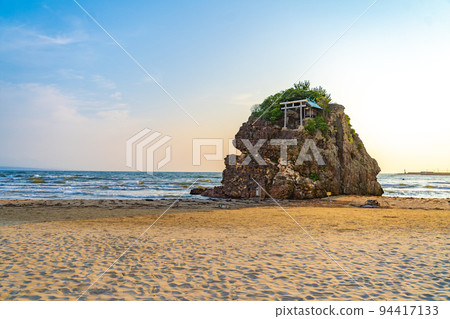 Inasa Beach Bentenjima Evening (Izumo City, Shimane Prefecture) Inasa Beach Bentenjima Evening (Izumo City, Shimane Prefecture) 94417133