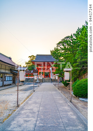 日禦岬神社塔門（島根縣出雲市） 94417144