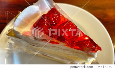 草莓蛋糕配草莓醬 草莓蛋糕配草莓醬 94418270