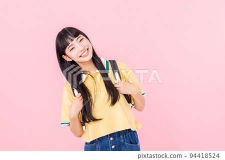 學校的女生 94418524