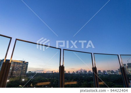 Night view from Park View Garden, Tokyo (Tokyo Midtown Hibiya) Night view from Park View Garden, Tokyo (Tokyo Midtown Hibiya) 94422404