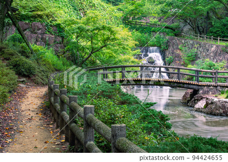 The fresh greenery of Fudonotaki Country Park in Toyonaka-cho, Mitoyo City, Kagawa Prefecture The fresh greenery of Fudonotaki Country Park in Toyonaka-cho, Mitoyo City, Kagawa Prefecture 94424655