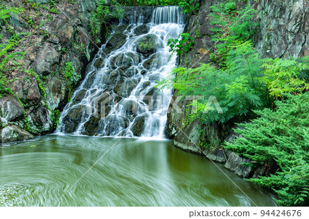 The fresh greenery of Fudonotaki Country Park in Toyonaka-cho, Mitoyo City, Kagawa Prefecture The fresh greenery of Fudonotaki Country Park in Toyonaka-cho, Mitoyo City, Kagawa Prefecture 94424676