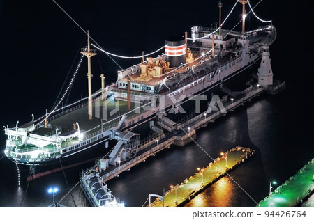 A ship at a berth A ship at a berth 94426764
