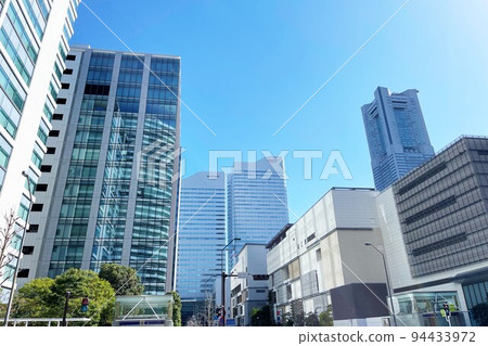 Scenery in front of Yokohama Minatomirai Station Scenery in front of Yokohama Minatomirai Station 94433972