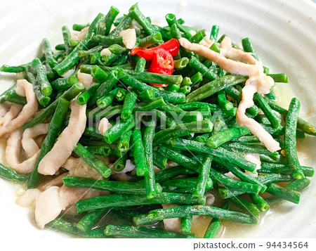 Chinese home-cooked Bean stir-fried meat string (Chinese stir-fried cowpea and shredded meat) Chinese home-cooked Bean stir-fried meat string (Chinese stir-fried cowpea and shredded meat) 94434564