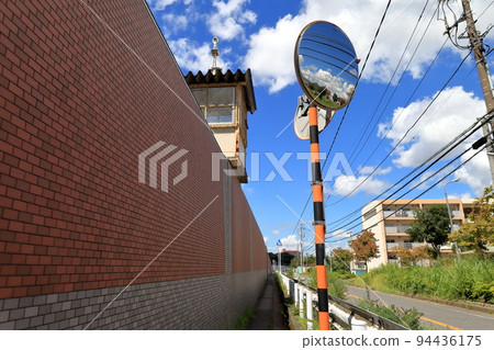 Prison fence (Chiba Prison) Prison fence (Chiba Prison) 94436175