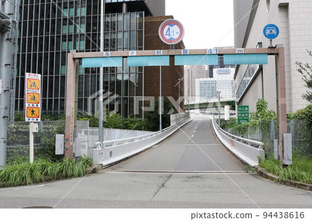 Hanshin Expressway Route 11 Ikeda Line Nakanoshima Entrance (IC) 94438616