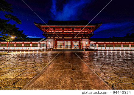 [奈良] 奈良公園，鹿、東大寺、迴廊、燈飾、人行道等景點林立。奈良觀光 94440534