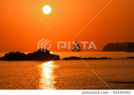Evening view of Goto-nada, Kakuriki-nada, and Daikaku-nada 94440992