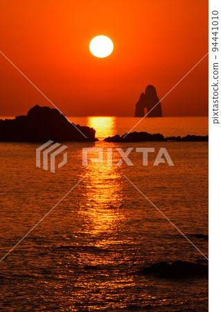 Evening view of Goto-nada, Kakuriki-nada, and Daikaku-nada 94441010
