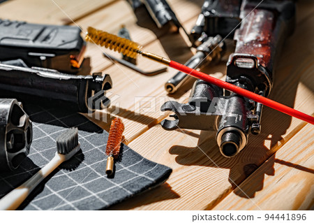 Gunsmith's working table for gun cleaning and maintaining 94441896