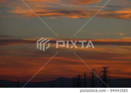 Steel tower and sunset sky Everyday scenery Steel tower and sunset sky Everyday scenery 94441985