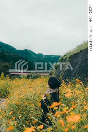 Flowers and women Flowers and women 94442024