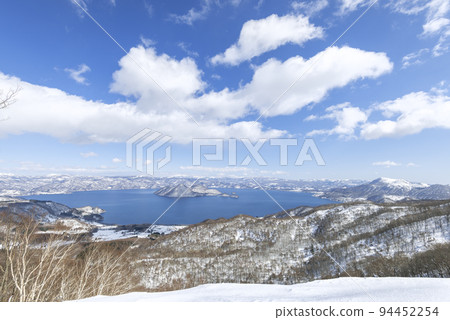 從Poromoi山洞爺湖町看洞爺湖全景 從Poromoi山洞爺湖町看洞爺湖全景 94452254