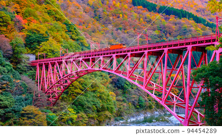 Kurobe Gorge (Autumn) Kurobe Gorge (Autumn) 94454289
