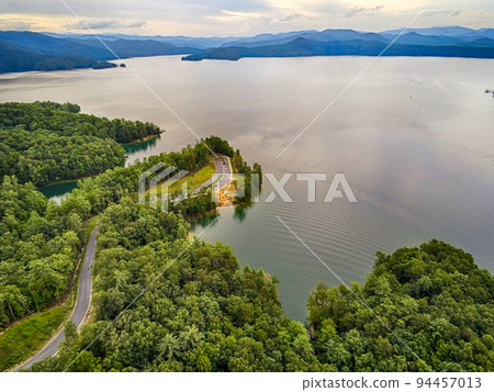 beautiful scenic views at lake jocassee south carolina beautiful scenic views at lake jocassee south carolina 94457013