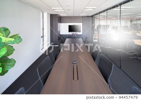 帶大顯示器的會議室辦公室內景室內商務形象 帶大顯示器的會議室辦公室內景室內商務形象 94457479