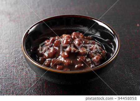 煮沸的淺月 94458058