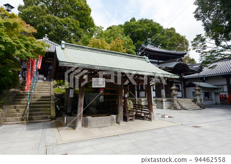 Mt. Shigi, Ikoma-gun, Nara Prefecture, on the grounds of Chogosonshi-ji Temple 94462558