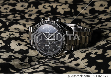 Luxury watch 94464677