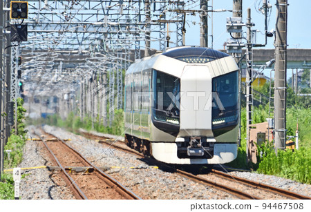 鐵道東武日光線特快自由衣努122號柳生～新光河間 94467508