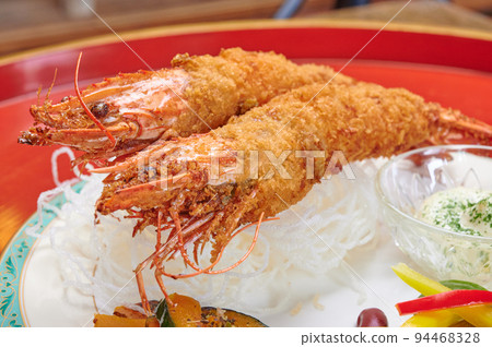 炸蝦頭蝦午餐咖啡廳 炸蝦頭蝦午餐咖啡廳 94468328