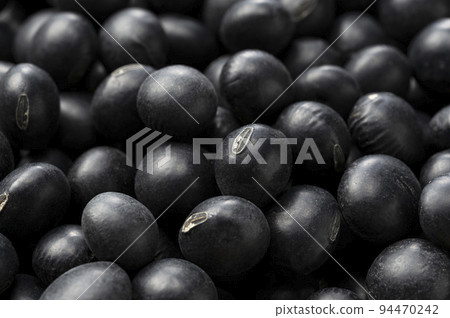 Black bean  94470242