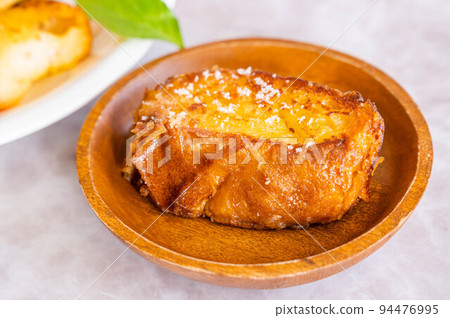 French toast French toast 94476995