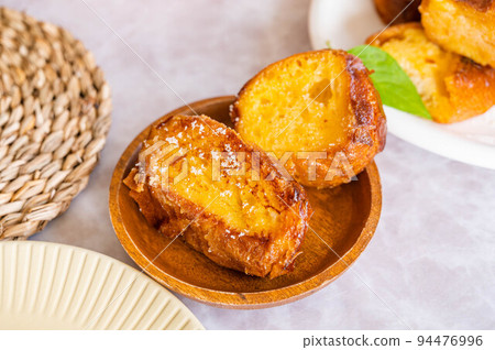 French toast French toast 94476996