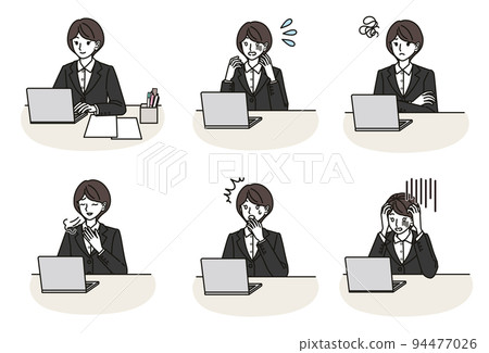 一組使用個人電腦的西裝女性 94477026
