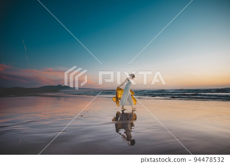 Be enchanted by the magic hour of the Sea of Japan 94478532