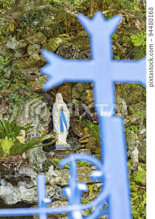 Imochiura Church 日本第一座聖母像在盧爾德供奉 Imochiura Church 日本第一座聖母像在盧爾德供奉 94480168