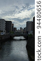 城市河流和天空 94480656
